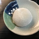 井川城 - 蕎麦大福（ずんだ餡）