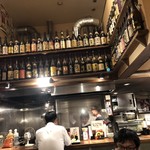 明日の元気製作酒場 ホルモン串 てんぐ屋 - 店内 二階もあるよ〜