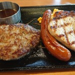 ビッグボーイ - ハンバーグ＆ソーセージとポークステーキ