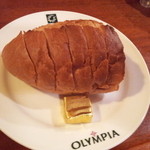 ギリシャ料理&バー OLYMPIA - パン付き