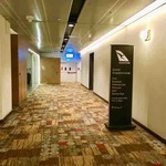 The Qantas Singapore Lounge - 