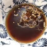 カフェアンドショップ ロータスランド - 2019/07/12
      週替りおまかせセット 550円
      ・冷やしつけ麺
      ・味玉子
      ・野菜のオーブン焼き
      ・フライドポテト2種
      ・きゅうりのピリ辛炒め
      ・朝採りゆでとうもろこし
      ・トマト丼（ミニサイズ）