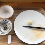 カフェアンドショップ ロータスランド - 2019/07/12
      週替りおまかせセット 550円
      ・冷やしつけ麺
      ・味玉子
      ・野菜のオーブン焼き
      ・フライドポテト2種
      ・きゅうりのピリ辛炒め
      ・朝採りゆでとうもろこし
      ・トマト丼（ミニサイズ）