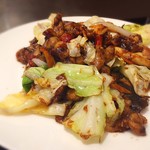 中国料理 シルクロード - 甜麺醤がしっかり効いた、味濃いめの回鍋肉