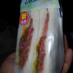 ファミリーマート - 山わさびソースローストビーフサンド