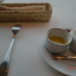 ブラッスリー ポール・ボキューズ - パンもたっぷり