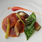 タテル ヨシノ ビズ  - ヤリイカのセート風