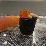 あもん ヨコ - 肉々しいお鮨　ズームアップ