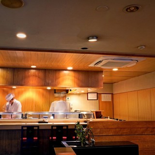 １階【寿司】カウンター席（12名様）