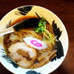 北海豚骨麺屋 銀鈴 　 - あっさりテイストの魚だし正油らーめん。Japanese shoyu ramen.