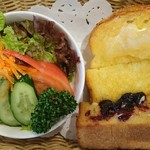 いなだ珈琲舎 - いなだ珈琲舎のモーニングセットです。
      コストパフォーマンス良すぎです。