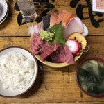 タカマル鮮魚店 - 