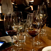 カルネジーオ イースト - 