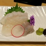 魚菜由良 鼎 - 本日の刺身はイシガレイ