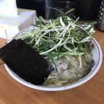 陸王 - ネギニララーメン、背脂！