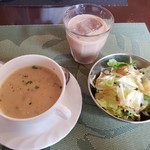 ティルパティ - ランチスープとサラダ、ドリンク