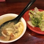 大衆中遊華食堂 八戒 - スープとサラダも付くよ〜