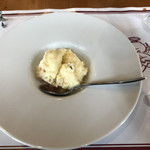 ワインとチーズの小さなレストラン Breed - 