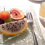 SUN TUNG LOK CHINESE CUISINE - フレッシュフルーツの盛り合わせ