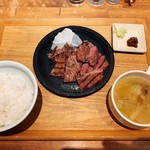 牛たん ITADORI  - 牛タン定食￥1,480