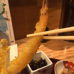 炭と地酒とたしなみワイン Kai本店 醸す - ぷりぷりのエビ天がうんまーい❣️