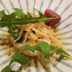 FRENCH JAPONEZE Maruyama - 白身魚のクレピネット包み香草と椎茸風味