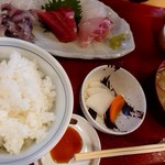 食事処 たむら水産 - 本日の刺身3点盛り定食￥900(税別)