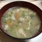 がばちょ - かつ丼についてくる豚汁♪