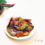 Stir-fried eggplant Sichuan style