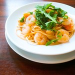 Shrimp and arugula oil sauce