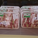 産直 石神の丘 - 豚串。これがまたうまいのよ。