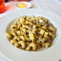 Benoit Alain Ducasse - チーズたっぷりのパスタ