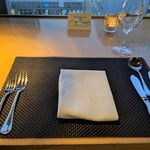 GRILL&DINING MANHATTAN TABLE - [内観] 店内 テーブルセッティング