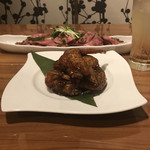 時間無制限 食べ飲み放題 全120種 晴家 さいたま新都心店 - 名古屋風 手羽先の唐揚げ。
                                美味し。