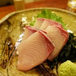 魚丸食堂 - ハマチ　100円！