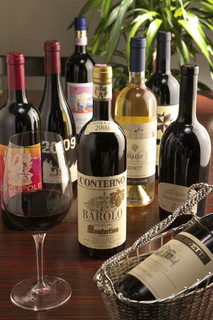 OSTERIA Pagina - ワインは２００種類以上！