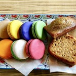 パティスリーもりん - マカロン、がらんの石畳(ピスタチオ)、讃岐カステイ羅(無花果)