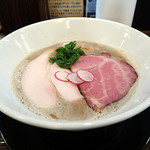 金彩 - 煮干し薫るトリトン