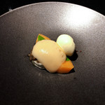 ソーニ・ディ・ソーニ - デザート：赤肉メロンのクリームソーダ