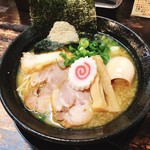 にぼしこいし - にぼこいラーメン+味玉