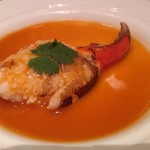 夏宮 - ロブスターのビスクに漬けた蒸し蟹のはさみ