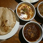 スパイスバル猫六 - チャパティ・カレー