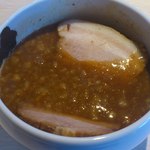 味噌咖喱つけそばのスープ。