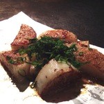 千鶴 - 山いも焼400円、旨いに決まってる。