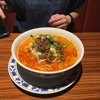 横浜中華街 重慶飯店 本館 - 