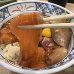 磯丸水産 - サーモン