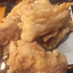 焼鳥 酉たけ - ここに来たらマスト3 塩唐揚げです　これ本当に美味しいんですよ　焼鳥屋というより居酒屋メニューですね