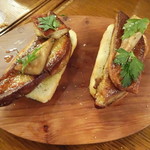 フォセッタ - 仏産フォアグラとポルチーニのブルスケッタ