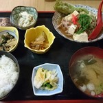 そめ忠 - 肉豆腐定食 399円