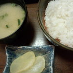 Izakaya Yuushin - ライス　１８０円　と　味噌汁　１５０円
